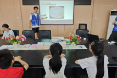 聊城大学药学与食品工程学院举办“显微生灵奇遇 微观世界寻踪”社区实践活动