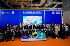 以TA创想，共振未来  索尼进博发布“她力量”项目，共庆“年轻力场”周年里程碑