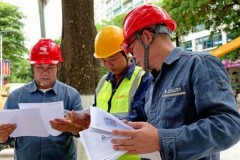 带电作业保障迎峰度夏电力稳定