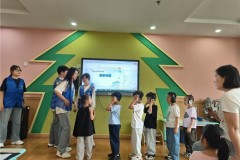 聊城大学药学与食品工程学院举办“微笑加油站”社会实践活动