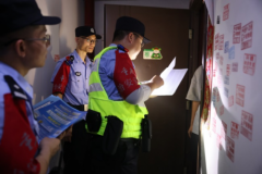 重庆公安开展2024年夏夜治安巡查宣防第二次集中统一行动