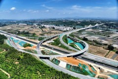 “90后”项目经理的硬仗与柔情