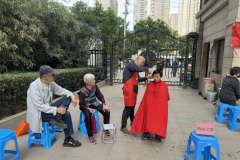 “新时代‘枫桥经验’的社区实践：‘百千万’工作法催生便民服务新范式”