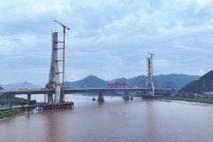 甬台温改扩建台州北段灵江特大桥顺利合龙