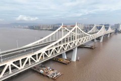 飞云江上“钢铁巨龙”迎来“终极体检”