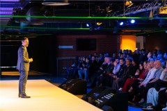 嵌入式市场TOP1后，海尔英国发布三筒、Vision15等多款高端洗衣机