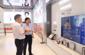 恩施联通总经理化身“体验官” 解锁“智家通通”智慧生活密码