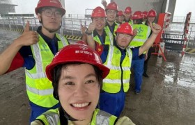 辞家千里又千里，务必争气再争气