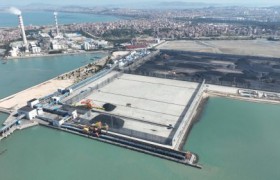 中交一航局国投湄洲湾煤炭码头二期3号堆场工程圆满通过竣工验收