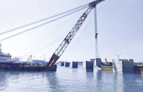 海堤之上党旗红