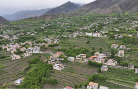 金川县咯尔乡复兴村：以民族团结之笔书写乡村旅游新篇章