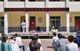 旬阳市棕溪初级中学“暖心课堂”点亮心理健康月