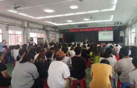 同和街“同心同行” 禁毒宣传进高校