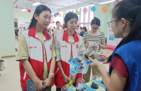 “暑假夏令营 禁毒我先行” ——同和街禁毒宣传进社区活动