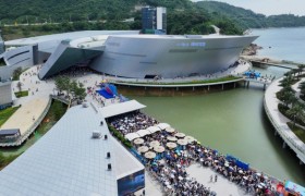 深圳小梅沙海洋世界国庆黄金周试营业，1.5万游客尝鲜