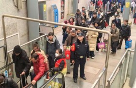 江山铁警多措并举护航春运返程