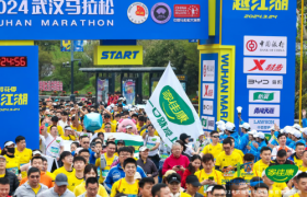 2024武汉马拉松安全完赛，家佳康携手跑者引领全民健康时代