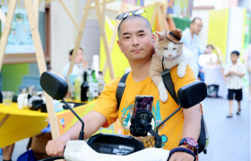 萌宠云集！五月的玉林东路可爱值“爆表”！