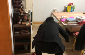 《寒冬里的温暖守护》