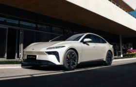 智能安全新标杆！三款15万级纯电座驾重塑出行安全