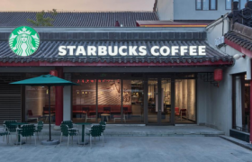 星巴克入驻武当山，世界遗产地增添第三空间