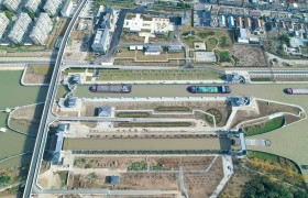 建造平安百年品质船闸，打造苏北水运发展新引擎