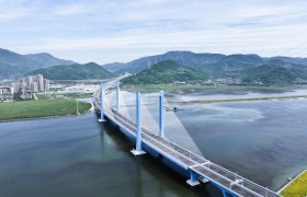 浙江宁波舟山港六横公路大桥一期工程建成通车