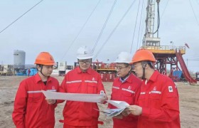 地下千米“穿针”，孤岛化学驱再添增产新绩