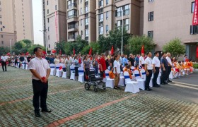 观礼抗战胜利80周年大阅兵 居民共聚感受大国荣光