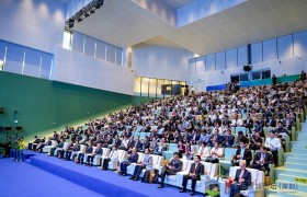 聚焦“AI赋能城市绿色发展” 2025碳达峰碳中和论坛暨深圳国家低碳城论坛启幕