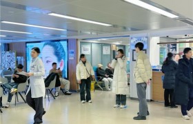 寒假摘镜总动员|预备高考生意向志愿视力受限？济南普瑞眼科医院量眼定制摘镜助力清晰