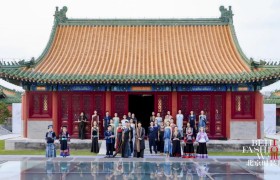 玄衿XUAUJIN「以」布＆「不」依SS26轻高定系列于北京时装周圆满发布