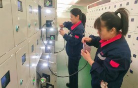 为矿灯“赋码” 给安全“加锁” ——芦岭矿为矿灯安装唯一性识别卡 筑牢矿工安全防线