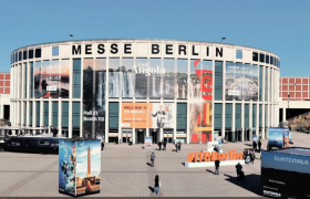 徽州鱼灯起舞柏林，黄山美景圈粉世界